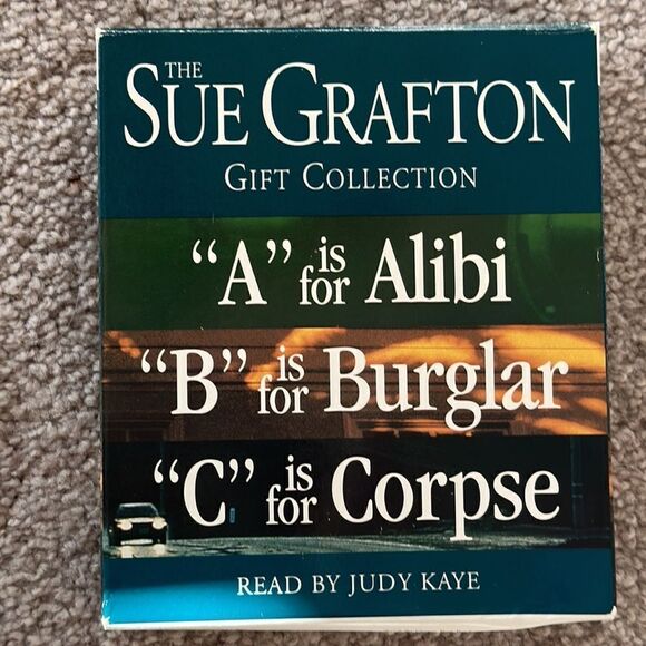 The Sue Grafton ABC Gift Collection Audiobooks! - Picture 4 of 4